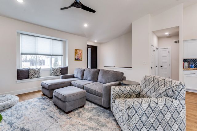 2337 S Nicole, Andover, KS 67002