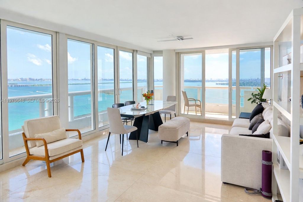 1717 N Bayshore Dr 3334, Miami, FL 33132