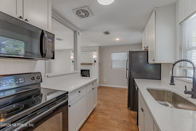 3079 PURDOM Drive, Jacksonville, FL 32223