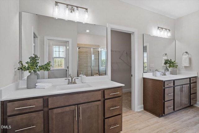 640 Ivy Arbor Way, Holly Springs, NC 27540