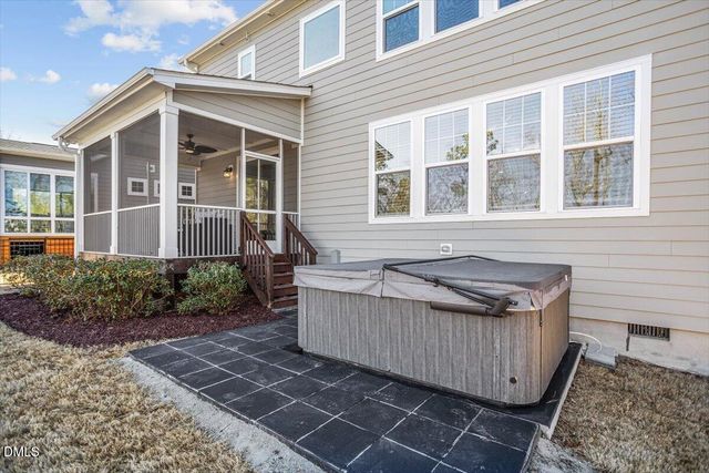 640 Ivy Arbor Way, Holly Springs, NC 27540