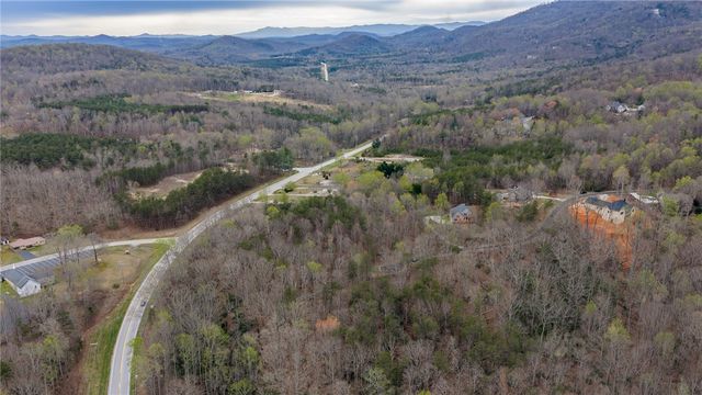 56 Angleblade Road, Landrum, SC 29356