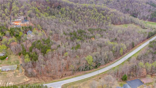 56 Angleblade Road, Landrum, SC 29356