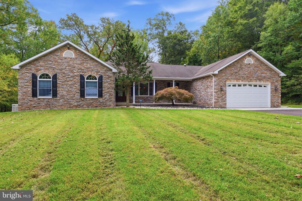 1669 FENNEL RD, QUAKERTOWN, PA 18951 — photo 2