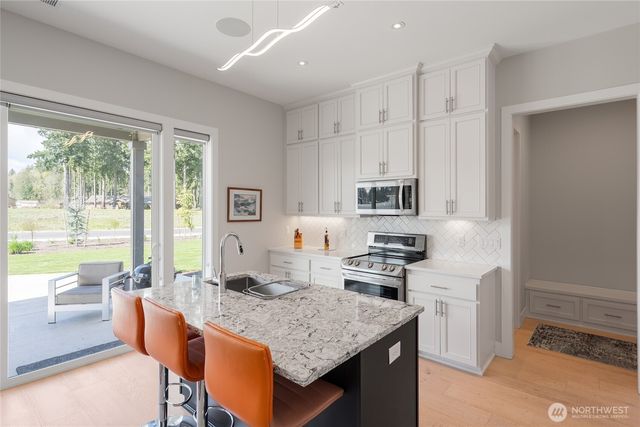 118 ANNABELLE Street, Castle Rock, WA 98611