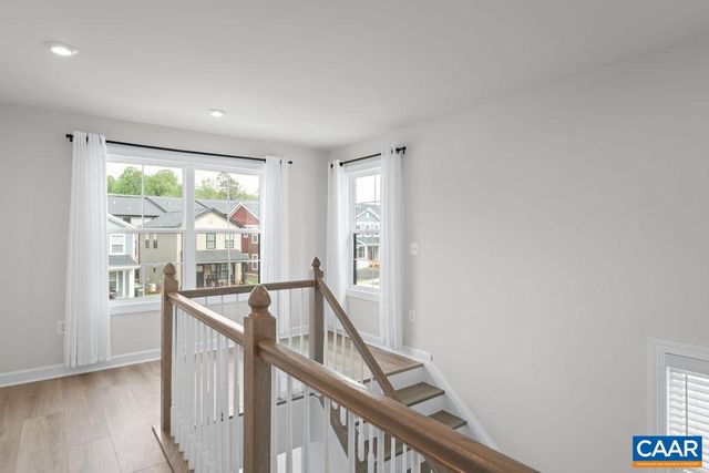 3719 PARADISE PARK LN, Charlottesville, VA 22902