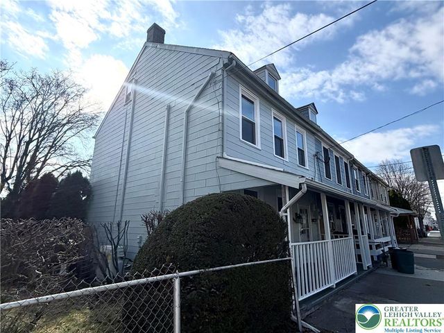 752 2nd Street, Catasauqua Boro, PA 18032