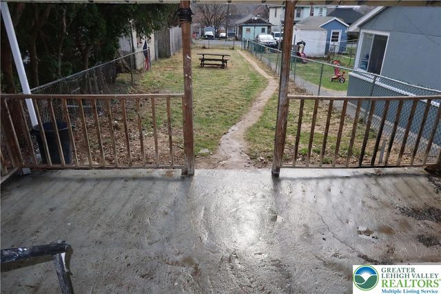 752 2nd Street, Catasauqua Boro, PA 18032