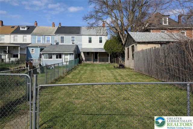 752 2nd Street, Catasauqua Boro, PA 18032