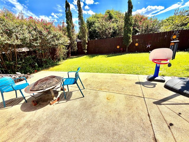2212 Loon Lake Road, Denton, TX 76210