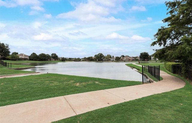 2212 Loon Lake Road, Denton, TX 76210