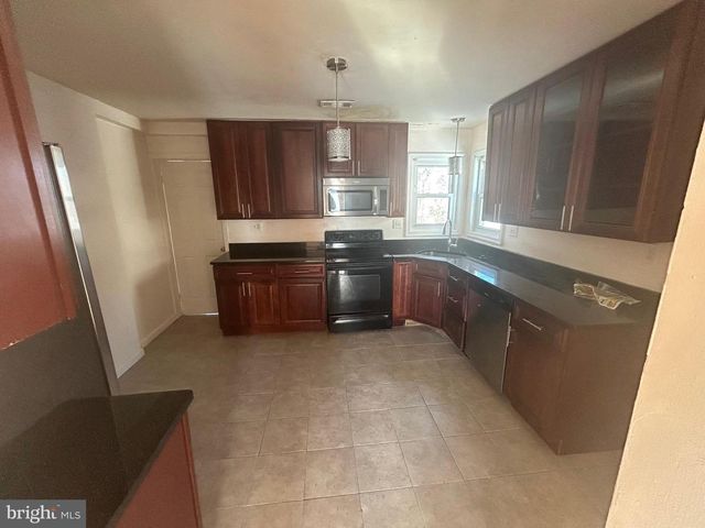 7208 POWHATAN ST, Lanham, MD 20706