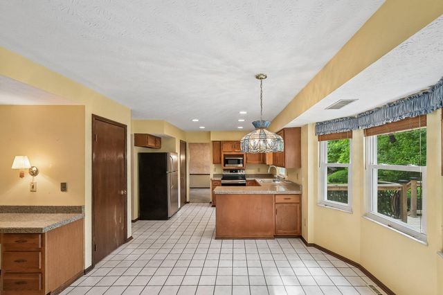 10179 Alliston Drive, Pickerington, OH 43147