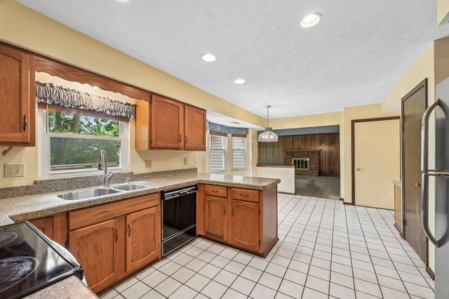10179 Alliston Drive, Pickerington, OH 43147