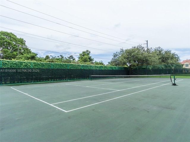 1235 SW 46th Avenue 707, Pompano Beach, FL 33069