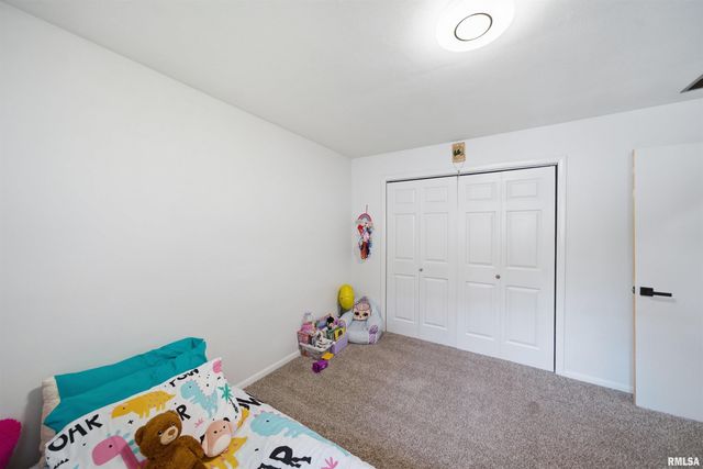 638 N COOLIDGE Court, West Peoria, IL 61604