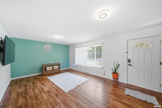 638 N COOLIDGE Court, West Peoria, IL 61604