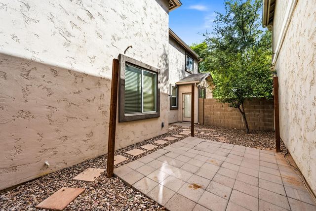 1637 S Wildrose, Mesa, AZ 85209