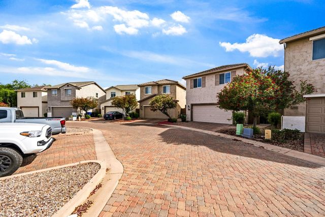 1637 S Wildrose, Mesa, AZ 85209