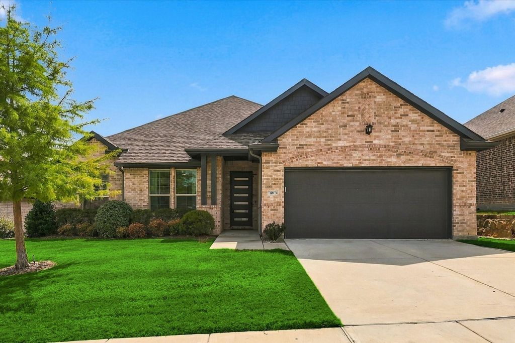 1013 Coralberry Drive, Northlake, TX 76226 — exterior