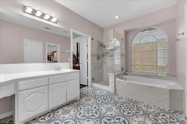 5508 Rolling Meadows Drive, Fort Worth, TX 76123