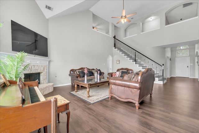 5508 Rolling Meadows Drive, Fort Worth, TX 76123