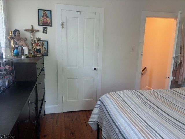 10 5Th St, Frenchtown Boro, NJ 08825