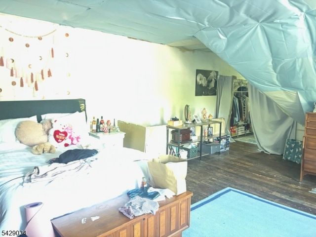10 5Th St, Frenchtown Boro, NJ 08825