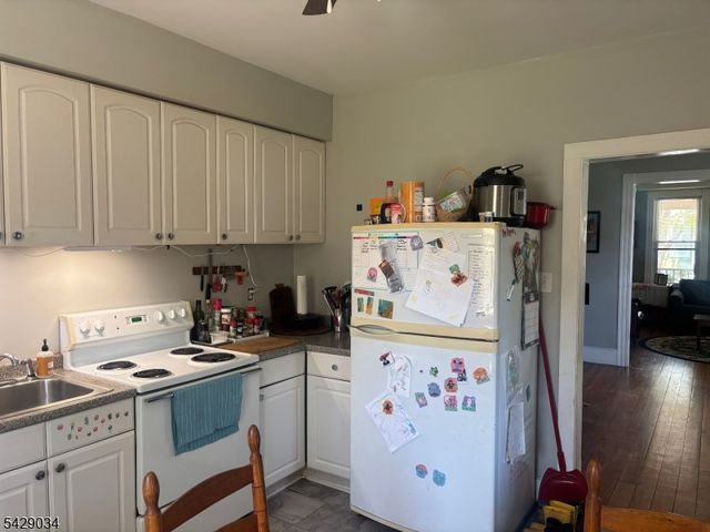 10 5Th St, Frenchtown Boro, NJ 08825
