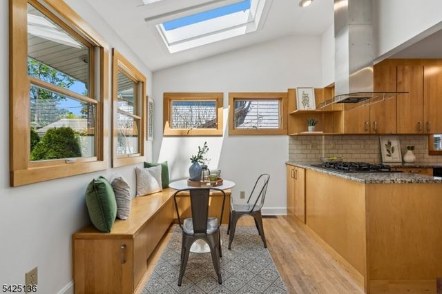 16 Duryea Rd, Montclair Twp., NJ 07043