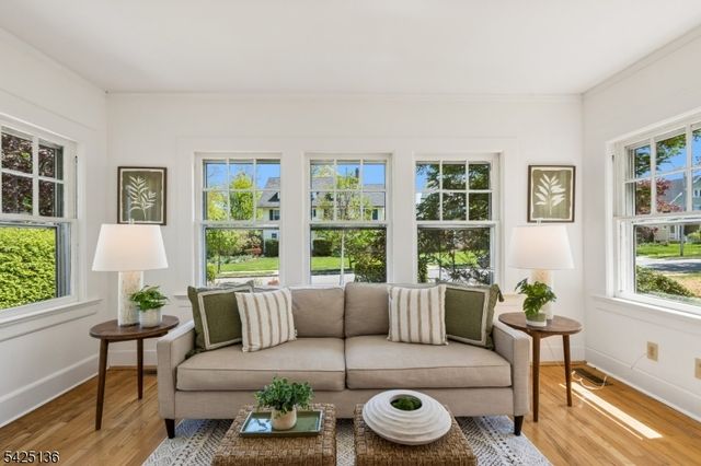 16 Duryea Rd, Montclair Twp., NJ 07043