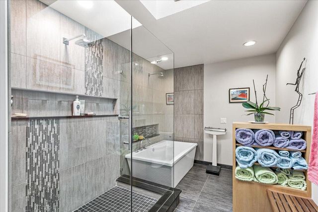 2014 Crestview Drive, Ashland, OR 97520