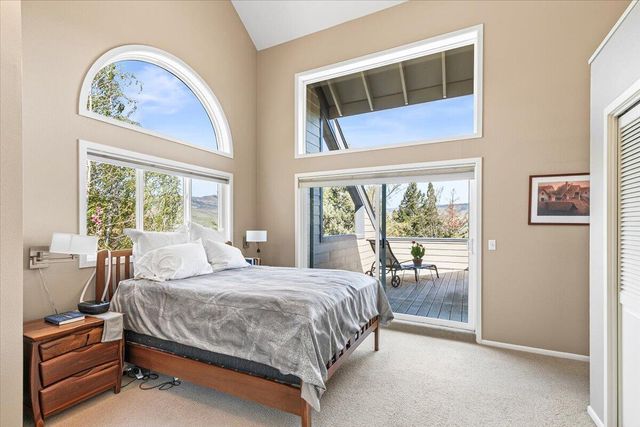 2014 Crestview Drive, Ashland, OR 97520