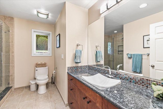 2014 Crestview Drive, Ashland, OR 97520