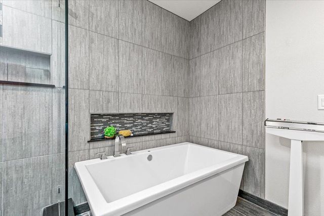 2014 Crestview Drive, Ashland, OR 97520