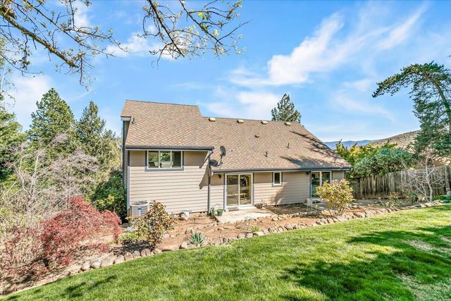 2014 Crestview Drive, Ashland, OR 97520