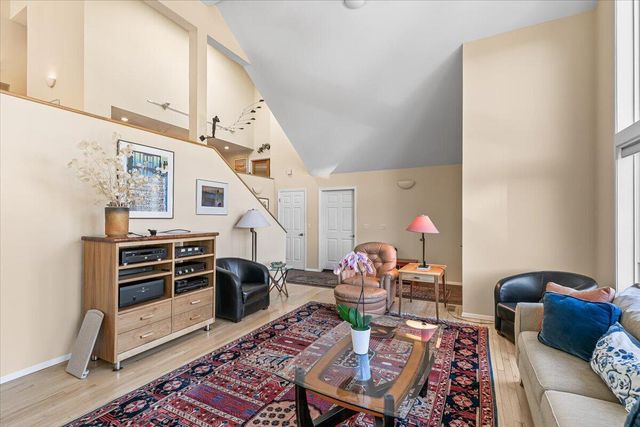 2014 Crestview Drive, Ashland, OR 97520