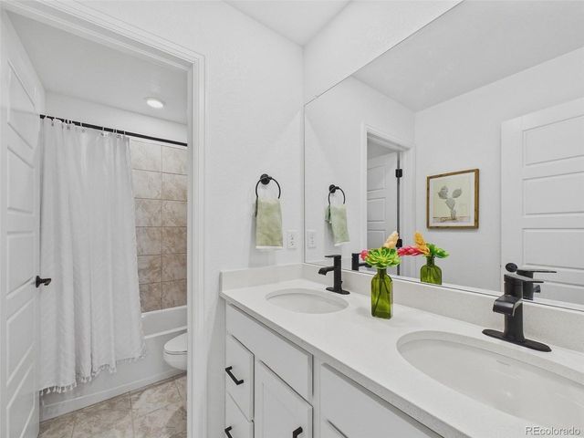 16538 W 92nd Pl, Arvada, CO 80007