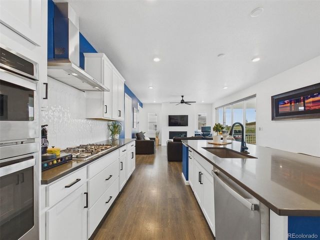 16538 W 92nd Pl, Arvada, CO 80007