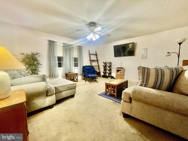 33 HIGHVIEW DR, Airville, PA 17302
