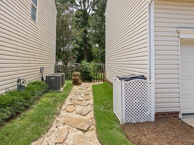 526 E Abington Way, Spartanburg, SC 29306