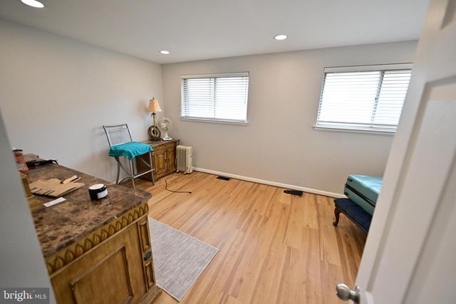 1537 N 13TH ST, Philadelphia, PA 19122