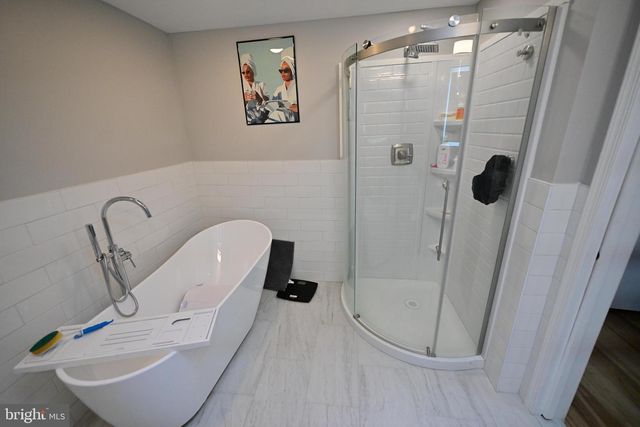 1537 N 13TH ST, Philadelphia, PA 19122