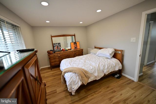 1537 N 13TH ST, Philadelphia, PA 19122