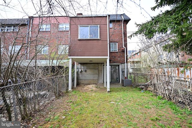 1537 N 13TH ST, Philadelphia, PA 19122