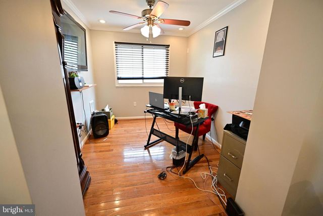 1537 N 13TH ST, Philadelphia, PA 19122