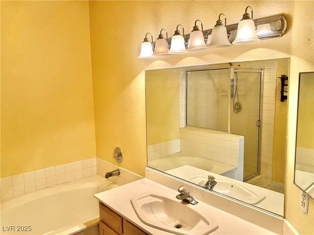 2975 Bluegrass Lane 521, Henderson, NV 89074