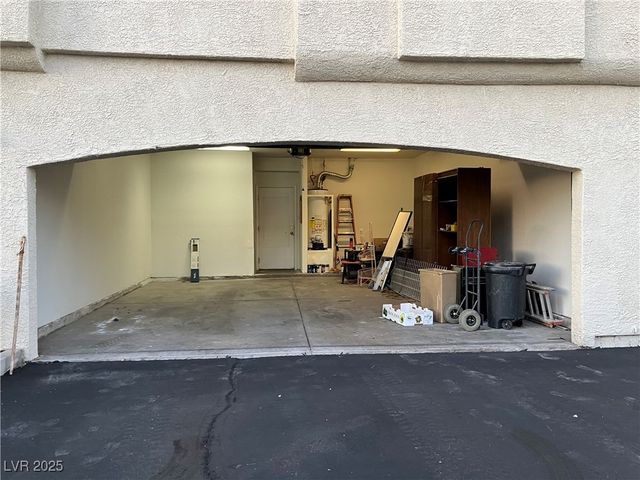 2975 Bluegrass Lane 521, Henderson, NV 89074