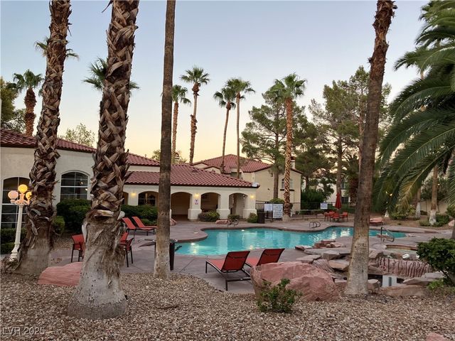 2975 Bluegrass Lane 521, Henderson, NV 89074