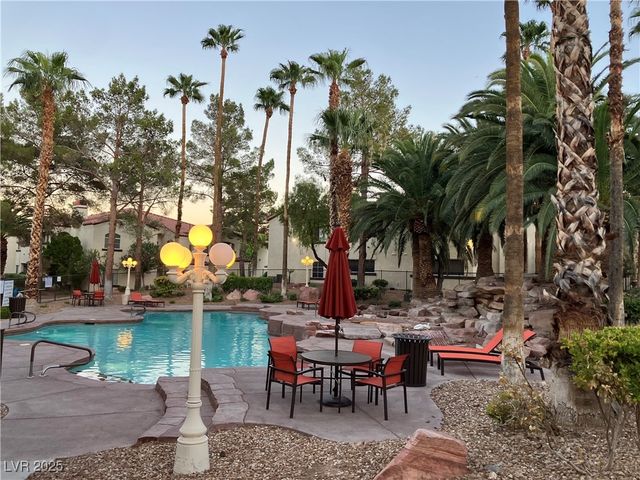 2975 Bluegrass Lane 521, Henderson, NV 89074